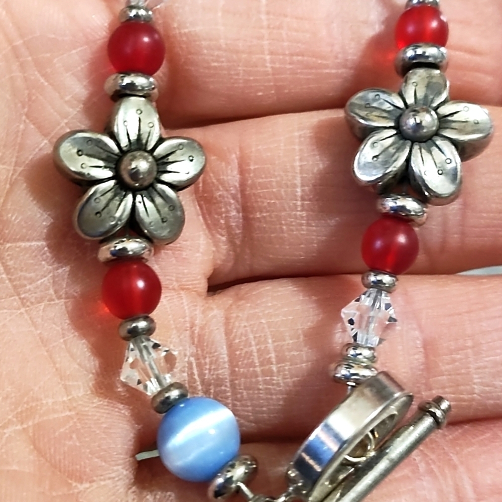 VINTAGE SILVER-TONE FLOWER BEADED DANGLING TOGGLE CLASP 6.5" BRACELET - Picture 3 of 9